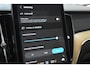 Volvo XC60 T6 350PK AWD Ultra Dark [Facelift]| Luchtvering | 360 | Trekhaak | Massagestoelen |