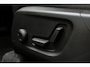 Volvo XC40 B4 Plus Dark | Trekhaak | Achteropkomend verkeer waarschuwing | Achteruitrijcamera | Apple Carplay & Android Auto | Bluetooth telefoonvoorbereiding | Buitenspiegels elektrisch verstel- en verwarmbaar | Cruise control adaptief met Stop&Go en stuurhulp | Electronic climate controle