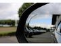 Volvo XC40 B4 Plus Dark | Trekhaak | Achteropkomend verkeer waarschuwing | Achteruitrijcamera | Apple Carplay & Android Auto | Bluetooth telefoonvoorbereiding | Buitenspiegels elektrisch verstel- en verwarmbaar | Cruise control adaptief met Stop&Go en stuurhulp | Electronic climate controle