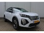 Peugeot 2008 1.2 Hybrid 145pk e-DCS6 GT VOORRAAD VOORDEEL | Navigatie | Parkeercamera | Parkeersensoren | LED |