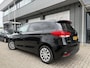 Kia Carens 1.6 Benzine | 7 zit | Lage km's | Kia historiek