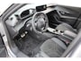 Peugeot 2008 1.2 Hybrid 145 GT VOORRAAD VOORDEEL | Navigatie | Parkeercamera | LED | Parkeersensoren |