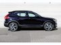 Volvo XC40 B4 Plus Dark | Apple Carplay & Android Auto | Bots herkenning en activatie | Buitenspiegels elektrisch verstel- en verwarmbaar | Electronic climate controle | Elektrisch bedienbare achterklep met sensorsturing | Navigatiesysteem full map