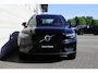 Volvo XC40 B4 Plus Dark | Apple Carplay & Android Auto | Bots herkenning en activatie | Buitenspiegels elektrisch verstel- en verwarmbaar | Electronic climate controle | Elektrisch bedienbare achterklep met sensorsturing | Navigatiesysteem full map