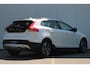 Volvo V40 Cross Country T3 Automaat Edition+ | Afneembare trekhaak | Stoelverwarming | Navigatie | Volvo on Call | Climate control | Parkeersensoren achter | High performance audio | Dealeronderhouden