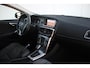 Volvo V40 Cross Country T3 Automaat Edition+ | Afneembare trekhaak | Stoelverwarming | Navigatie | Volvo on Call | Climate control | Parkeersensoren achter | High performance audio | Dealeronderhouden
