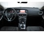 Volvo V40 Cross Country T3 Automaat Edition+ | Afneembare trekhaak | Stoelverwarming | Navigatie | Volvo on Call | Climate control | Parkeersensoren achter | High performance audio | Dealeronderhouden