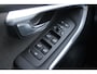 Volvo V40 Cross Country T3 Automaat Edition+ | Afneembare trekhaak | Stoelverwarming | Navigatie | Volvo on Call | Climate control | Parkeersensoren achter | High performance audio | Dealeronderhouden