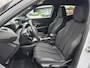 Peugeot 2008 1.2 Hybrid 145 GT VOORRAAD VOORDEEL | Navigatie | Parkeercamera | LED | Parkeersensoren |
