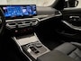 BMW 3-Serie Touring 330e xDrive M Sport , M stoelen, pano, 19", tr.haak, keyless, carbon, memory, LED-kopl.
