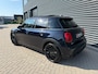 MINI Cooper 5-Deurs 1.5 Yours pano, nappa leder A.S Donderdag 13-8 vanaf 12:00 GESLOTEN