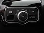 Mercedes-Benz A-klasse 200 AMG Line Navigatie Climate Control Camera Virtual Cockpit Led Stoelverwarming Cruise control Parkeersensoren