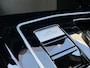 Volkswagen Golf 1.5 eTSI 150pk DSG R-Line Edition · Panoramadak · Apple/Android Car Play · Camera + Parkeersensoren · Garantie t/m 28-07-2030 of 100000km.