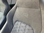 Volkswagen Golf 1.5 eTSI 150pk DSG R-Line Edition · Panoramadak · Apple/Android Car Play · Camera + Parkeersensoren · Garantie t/m 28-07-2030 of 100000km.