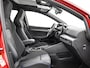 Volkswagen Golf 1.5 eTSI 150pk DSG R-Line Edition · Panoramadak · Apple/Android Car Play · Camera + Parkeersensoren · Garantie t/m 28-07-2030 of 100000km.