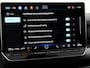 Volkswagen Golf 1.5 eTSI 150pk DSG R-Line Edition · Panoramadak · Apple/Android Car Play · Camera + Parkeersensoren · Garantie t/m 28-07-2030 of 100000km.
