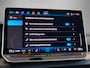 Volkswagen Golf 1.5 eTSI 150pk DSG R-Line · Apple/Android Car Play · Trekhaak ·  Camera + Parkeersensoren · Stoelverwarming · Garantie t/m 24-09-2030 of 100000km.