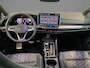 Volkswagen Golf 1.5 eTSI 150pk DSG R-Line · Apple/Android Car Play · Trekhaak ·  Camera + Parkeersensoren · Stoelverwarming · Garantie t/m 24-09-2030 of 100000km.