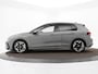 Volkswagen Golf 1.5 eTSI 150pk DSG R-Line · Apple/Android Car Play · Trekhaak ·  Camera + Parkeersensoren · Stoelverwarming · Garantie t/m 24-09-2030 of 100000km.