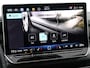 Volkswagen Golf 1.5 eTSI 150pk DSG R-Line · Apple/Android Car Play · Trekhaak ·  Camera + Parkeersensoren · Stoelverwarming · Garantie t/m 24-09-2030 of 100000km.
