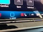 Volkswagen Golf 1.5 eTSI 150pk DSG R-Line · Apple/Android Car Play · Trekhaak ·  Camera + Parkeersensoren · Stoelverwarming · Garantie t/m 24-09-2030 of 100000km.