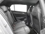 Volkswagen Golf 1.5 eTSI 150pk DSG R-Line · Apple/Android Car Play · Trekhaak ·  Camera + Parkeersensoren · Stoelverwarming · Garantie t/m 24-09-2030 of 100000km.