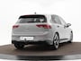 Volkswagen Golf 1.5 eTSI 150pk DSG R-Line · Apple/Android Car Play · Trekhaak ·  Camera + Parkeersensoren · Stoelverwarming · Garantie t/m 24-09-2030 of 100000km.