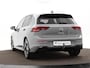 Volkswagen Golf 1.5 eTSI 150pk DSG R-Line · Apple/Android Car Play · Trekhaak ·  Camera + Parkeersensoren · Stoelverwarming · Garantie t/m 24-09-2030 of 100000km.