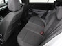 Volkswagen Golf 1.0 TSI Life Lounge 110pk Navigatie Apple Carplay/Android auto Climate Control Parkeersensoren 17"Lichtmetalen velgen Extra Getint Glas Cruise Control Stoel- en stuurverwarming Ledverlichting