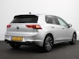 Volkswagen Golf 1.0 TSI Life Lounge 110pk Navigatie Apple Carplay/Android auto Climate Control Parkeersensoren 17"Lichtmetalen velgen Extra Getint Glas Cruise Control Stoel- en stuurverwarming Ledverlichting