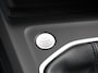 Volkswagen Golf 1.0 TSI Life Lounge 110pk Navigatie Apple Carplay/Android auto Climate Control Parkeersensoren 17"Lichtmetalen velgen Extra Getint Glas Cruise Control Stoel- en stuurverwarming Ledverlichting