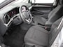 Volkswagen Golf 1.0 TSI Life Lounge 110pk Navigatie Apple Carplay/Android auto Climate Control Parkeersensoren 17"Lichtmetalen velgen Extra Getint Glas Cruise Control Stoel- en stuurverwarming Ledverlichting