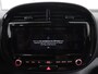 Kia e-Soul DynamicLine 64 kWh | SOH 97,5% | Cruise control | Carplay | Park assist | Camera | Climate control | Virtueel dashboard | plug-in