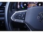 Volkswagen T-Roc 1.5 TSI R-Line NAP 2e Eig. Rijklaar R-line int./ext. Apple/Android Led koplampen Camera Stoelverwarming PDC v+a Digital Cockpit