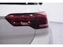 Volkswagen T-Roc 1.5 TSI R-Line NAP 2e Eig. Rijklaar R-line int./ext. Apple/Android Led koplampen Camera Stoelverwarming PDC v+a Digital Cockpit