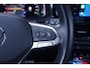 Volkswagen T-Roc 1.5 TSI R-Line NAP 2e Eig. Rijklaar R-line int./ext. Apple/Android Led koplampen Camera Stoelverwarming PDC v+a Digital Cockpit