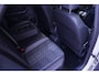 Volkswagen T-Roc 1.5 TSI R-Line NAP 2e Eig. Rijklaar R-line int./ext. Apple/Android Led koplampen Camera Stoelverwarming PDC v+a Digital Cockpit