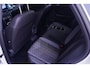 Volkswagen T-Roc 1.5 TSI R-Line NAP 2e Eig. Rijklaar R-line int./ext. Apple/Android Led koplampen Camera Stoelverwarming PDC v+a Digital Cockpit