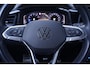 Volkswagen T-Roc 1.5 TSI R-Line NAP 2e Eig. Rijklaar R-line int./ext. Apple/Android Led koplampen Camera Stoelverwarming PDC v+a Digital Cockpit