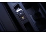 Volkswagen T-Roc 1.5 TSI R-Line NAP 2e Eig. Rijklaar R-line int./ext. Apple/Android Led koplampen Camera Stoelverwarming PDC v+a Digital Cockpit