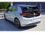 Volkswagen ID.3 Pro 58kWh 204PK SOH 91,72% | ACC | Achteruitrijcamera | Verwarmbare voorstoelen | Multimedia Pakket | Assistance Pakket | Automatisch inparkeren