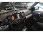 Toyota RAV4 2.0-16V VVT-i Sol / NW APK / AIRCO / 5 DRS / HAAK / TOP DEAL ! ! !