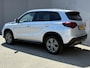 Suzuki Vitara 1.4 Boosterjet Smart Hybrid Select / 10 Jaar fabrieksgarantie mogelijk / Dealer onderhouden / Adaptieve Cruise Control / Camera / Navigatie / DAB / Apple Carplay/Android Auto / 17" LM wielen & All Season banden /