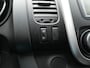 Renault Trafic 2.0 dCi 120 T29 L2H1 Luxe - All seasonbanden - Achteruitrijcamera - Trekhaak