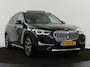 BMW X1 xDrive25e Business Edition Plus | SOH 91,4% | Panoramadak | Leder | Stoelverwarming | Sfeerverlichting | Cruise control | Navigatie | Park assist | PHEV