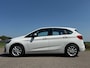 BMW 2-Serie Active Tourer 218i Executive Edition Automaat | Apple CarPlay & Android Auto | Head-Up | Navi | Clima | LED | Cruise |