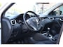 Nissan Qashqai 1.2 N-Connecta | Panoramadak | Trekhaak | Navigatie