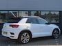 Volkswagen T-Roc 1.5 TSI Sport Business R-line DSG | camera | stoelverwarming | adaptive cruise