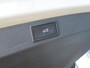 Skoda Karoq 1.5 TSI ACT Business Edition Plus DSG | trekhaak wegklapbaar | camera | groot navi | stoelverwarming | stuurwielverwarming