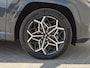 Hyundai Tucson 1.6 T-GDI PHEV N Line 4WD / SOH 100% / Fabrieksgarantie tot 05-2027 / Dealer onderhouden / Trekgewicht 1.350 kg / Stuur- Stoel & Achterbank verwarming / Rondomzicht camera / Elektrische achterklep / Stoelventilatie /